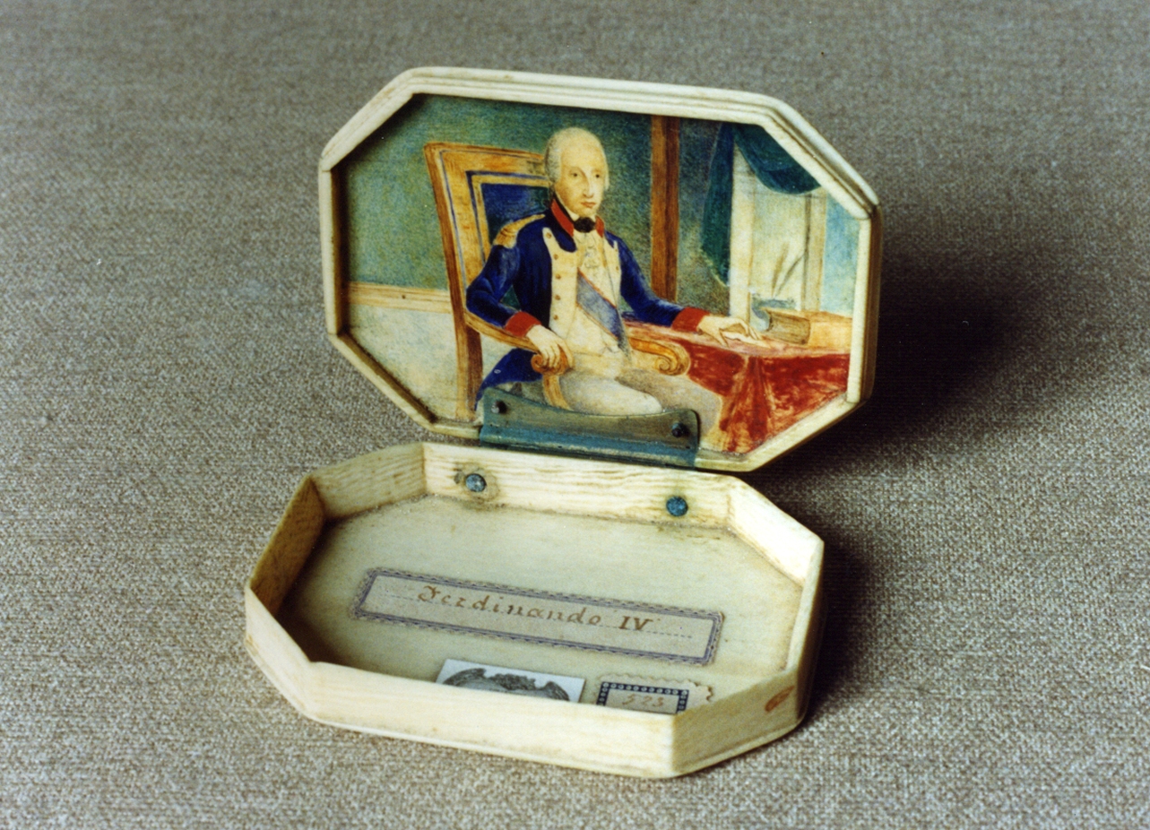 ritratto d'uomo (tabacchiera) - bottega italiana (sec. XVIII)