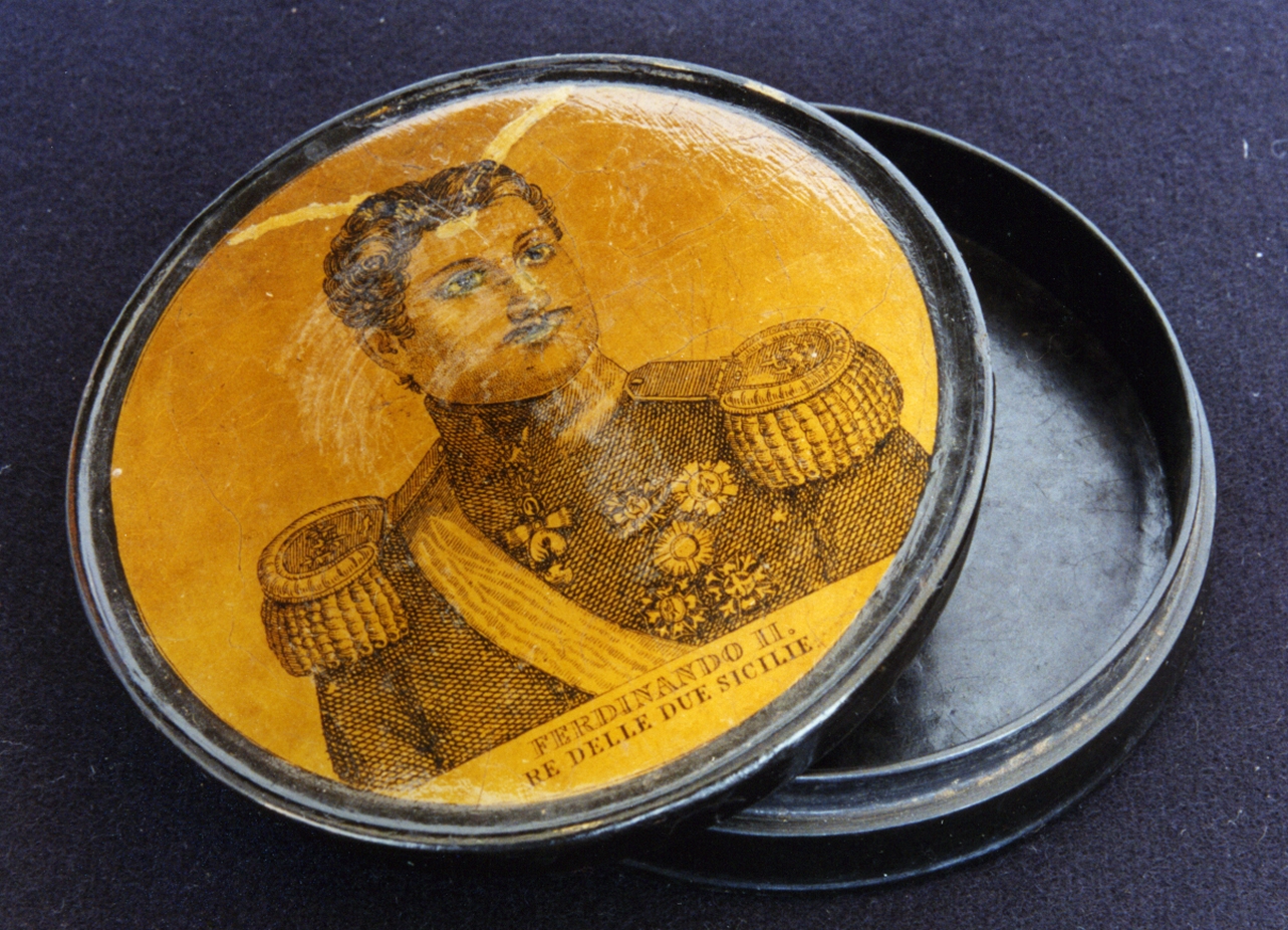 ritratto d'uomo (tabacchiera) - bottega italiana (sec. XIX)