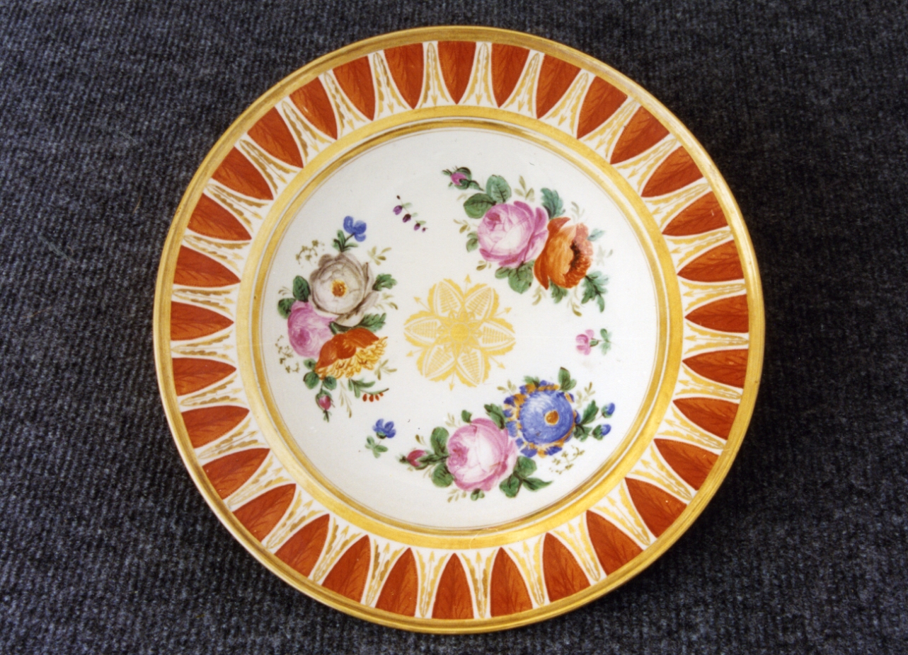 motivi decorativi floreali (piatto fondo, serie) - manifattura svizzera (sec. XIX)