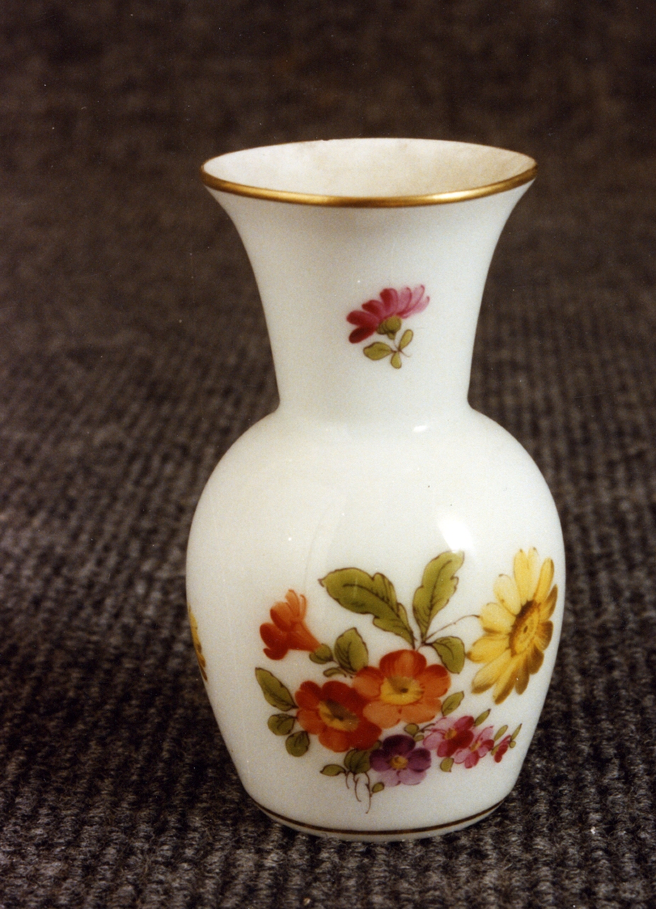 motivi decorativi floreali (vasetto) - manifattura viennese (sec. XVIII)