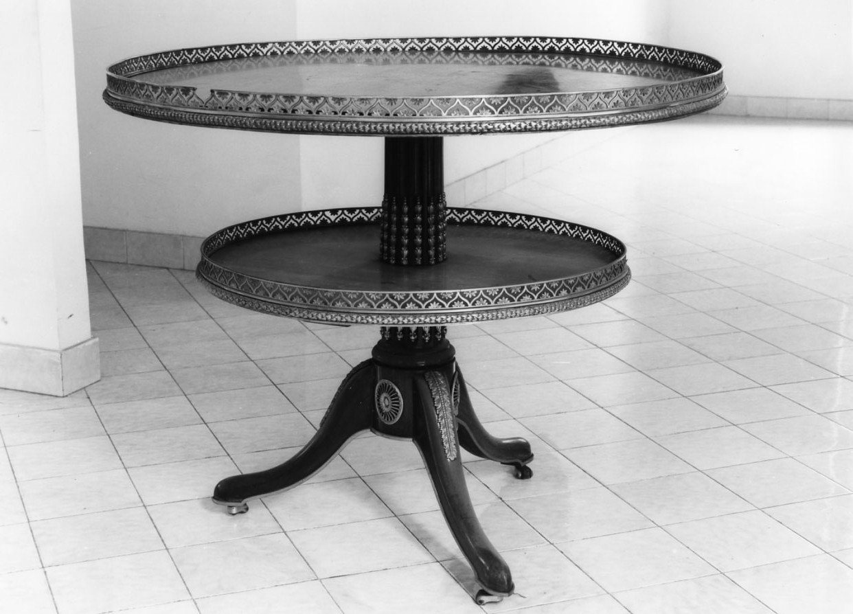 tavolo - manifattura napoletana (sec. XIX)