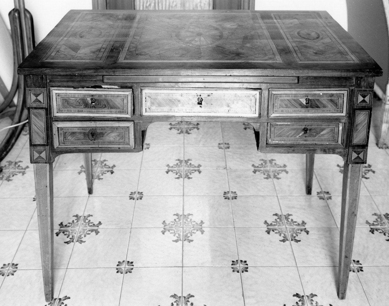 scrivania - bottega napoletana (sec. XIX)