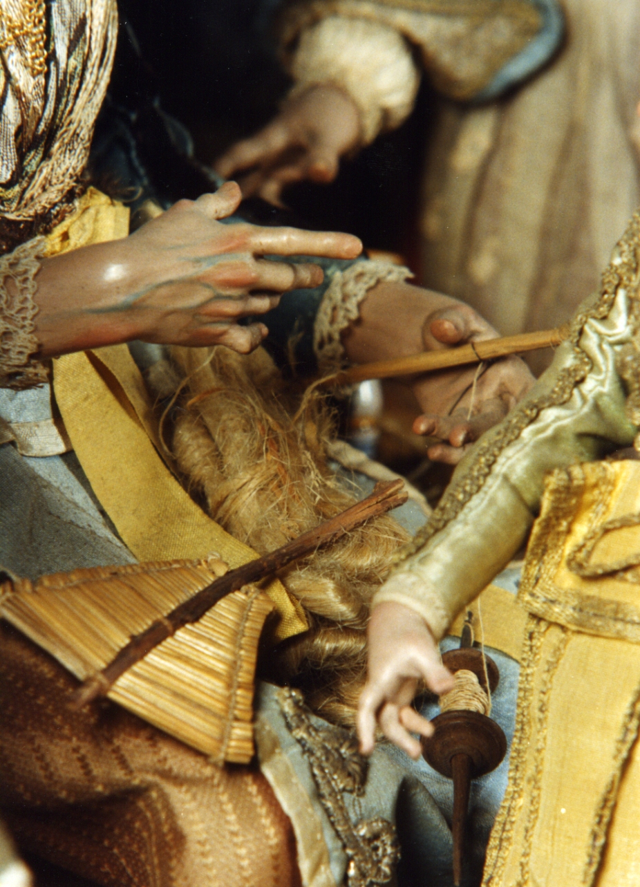 fuso e arcolaio (scultura miniaturistica) - bottega napoletana (secc. XVIII/ XIX)