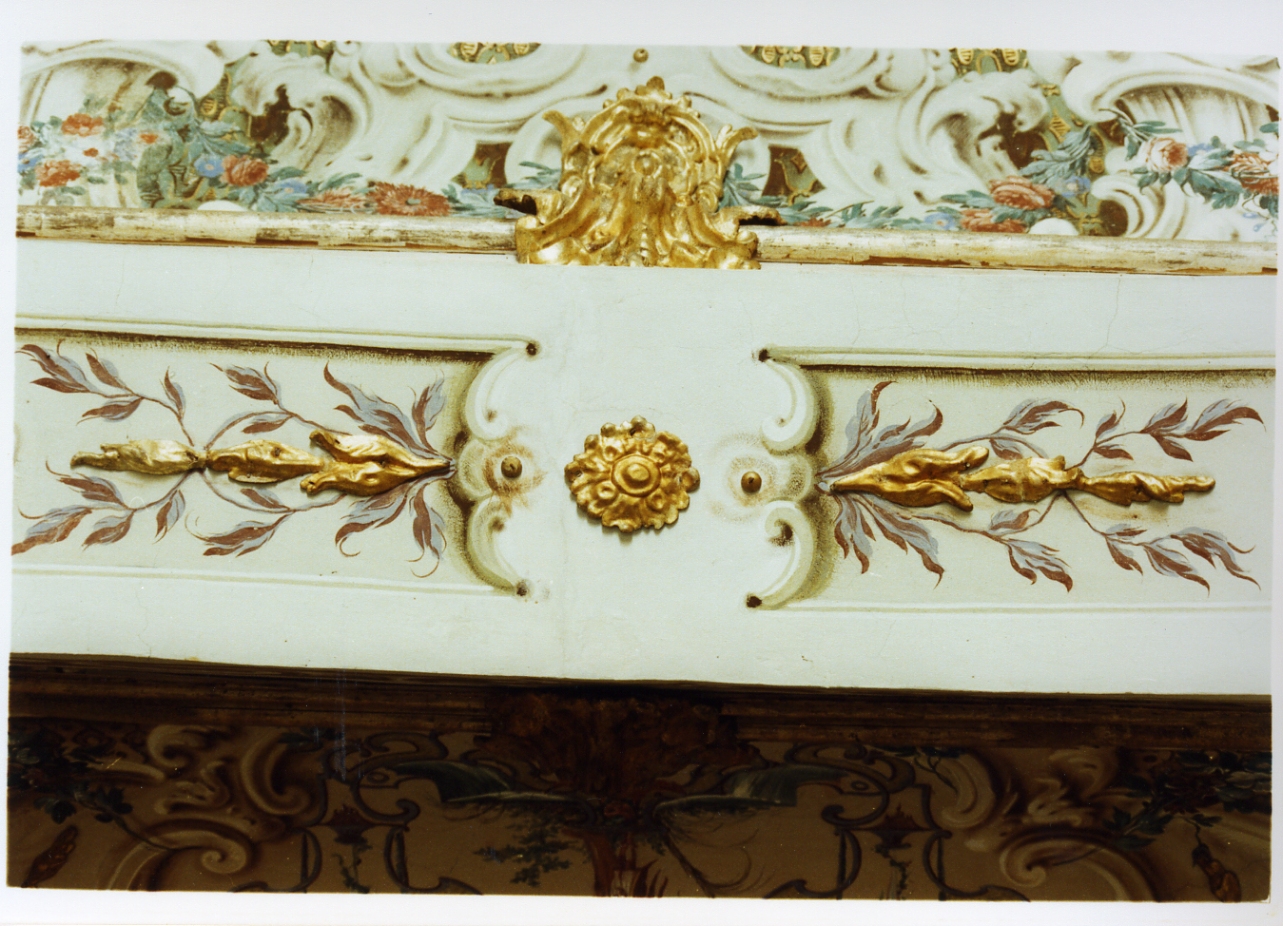 motivi decorativi (decorazione plastica) - bottega napoletana (sec. XVIII)