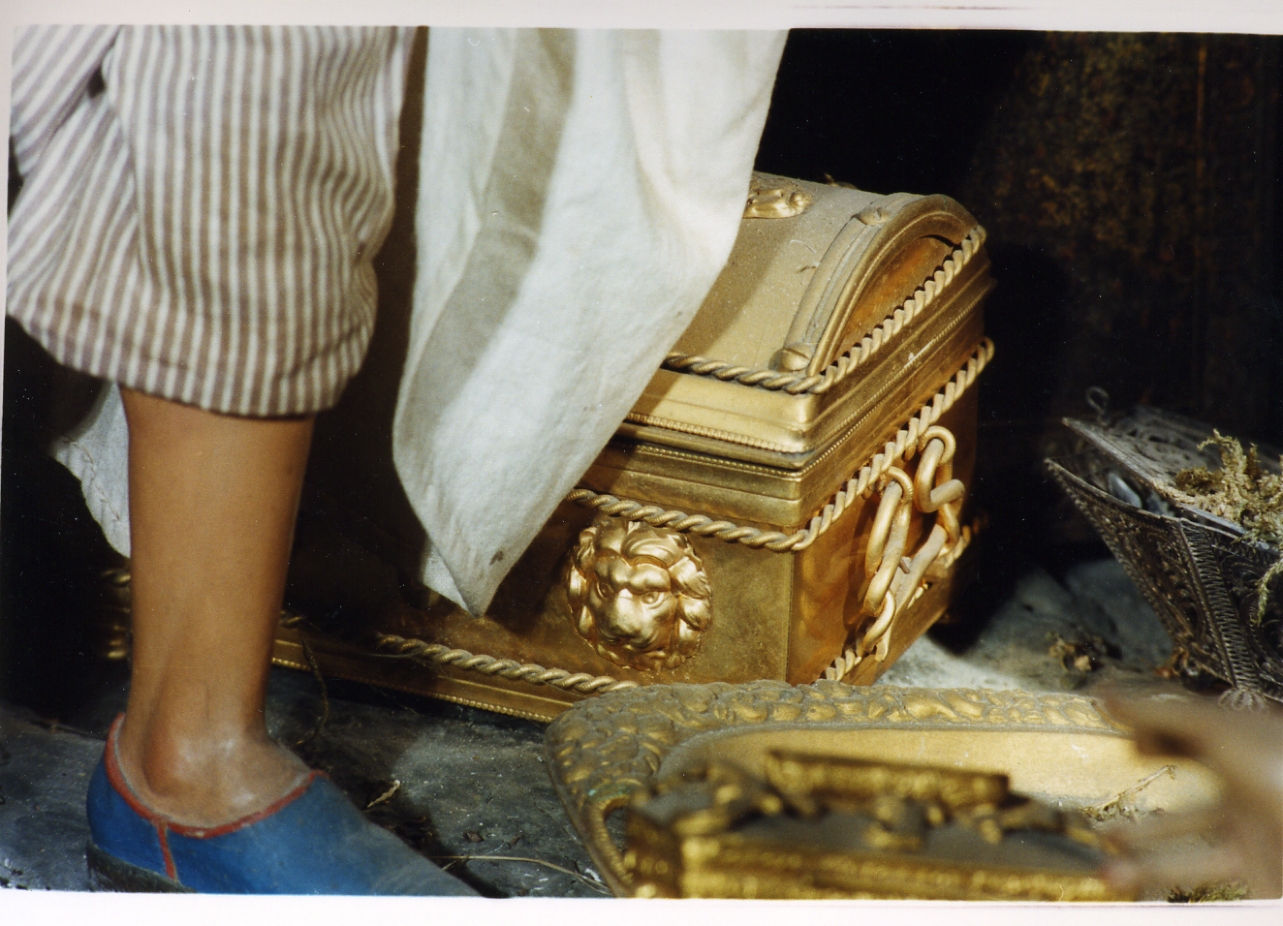 forziere (scultura miniaturistica) - bottega napoletana (sec. XIX)