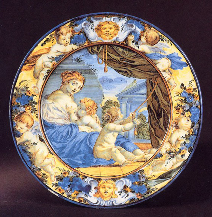 Carità (piattino, opera isolata) di Grue Carlo Antonio (sec. XVII)