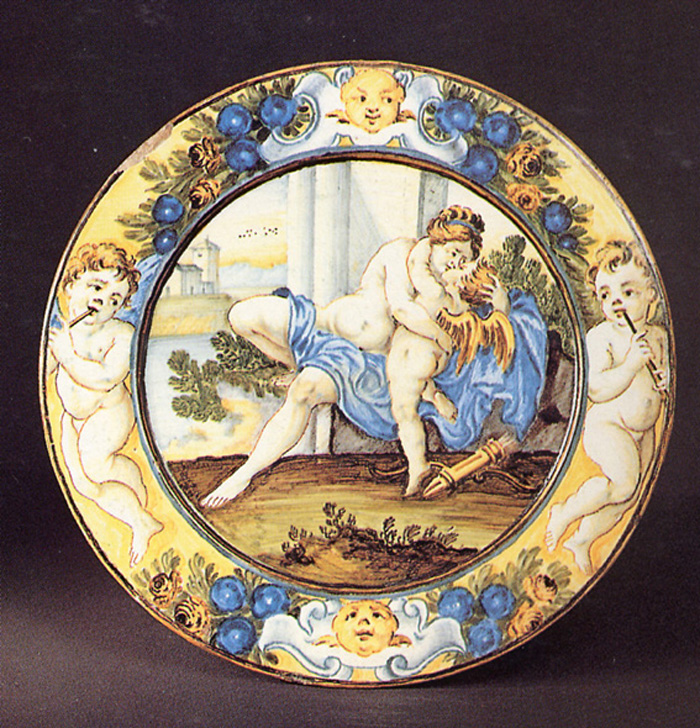 Venere e Cupido (piattino) di Gentili Giacomo il Giovane (sec. XVIII)