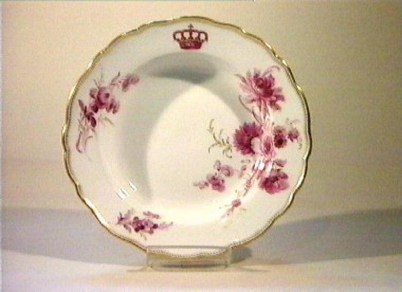 motivi decorativi floreali (piatto fondo) - manifattura di Meissen (sec. XIX)