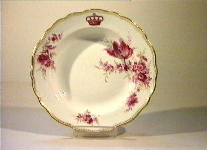 motivi decorativi floreali (piatto fondo) - manifattura di Meissen (sec. XIX)