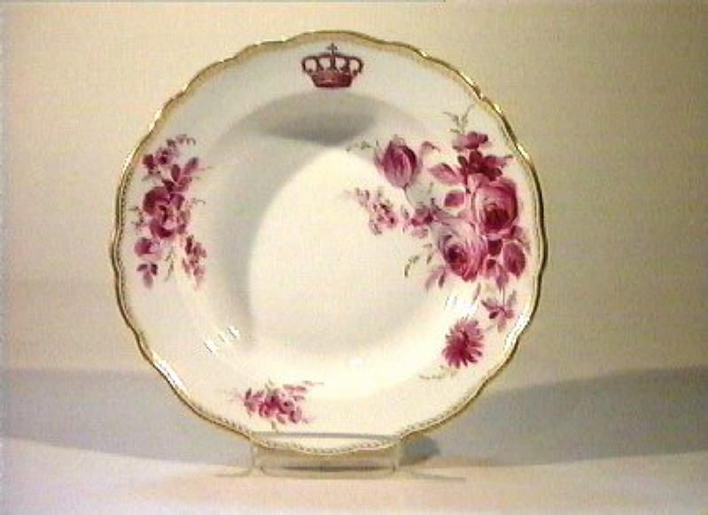 motivi decorativi floreali (piatto fondo) - manifattura di Meissen (sec. XIX)