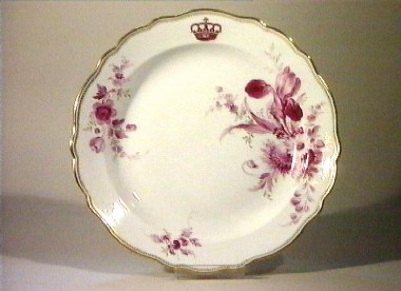 motivi decorativi floreali (piatto da portata) - manifattura di Meissen (sec. XIX)