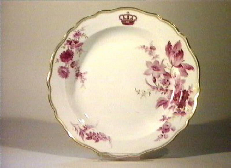 motivi decorativi floreali (piatto da portata) - manifattura di Meissen (sec. XIX)