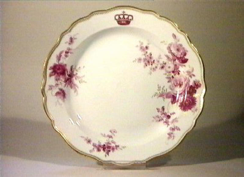 motivi decorativi floreali (piatto da portata) - manifattura di Meissen (sec. XIX)