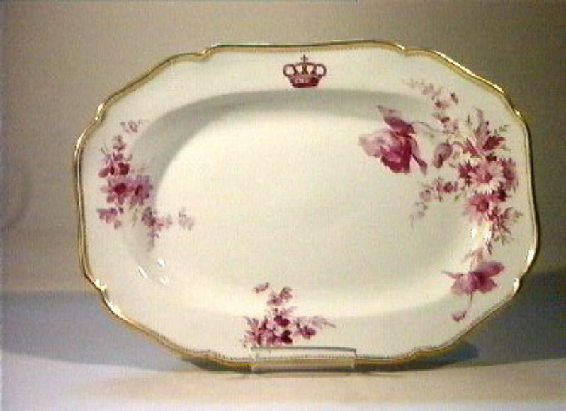 motivi decorativi floreali (piatto da portata) - manifattura di Meissen (sec. XIX)