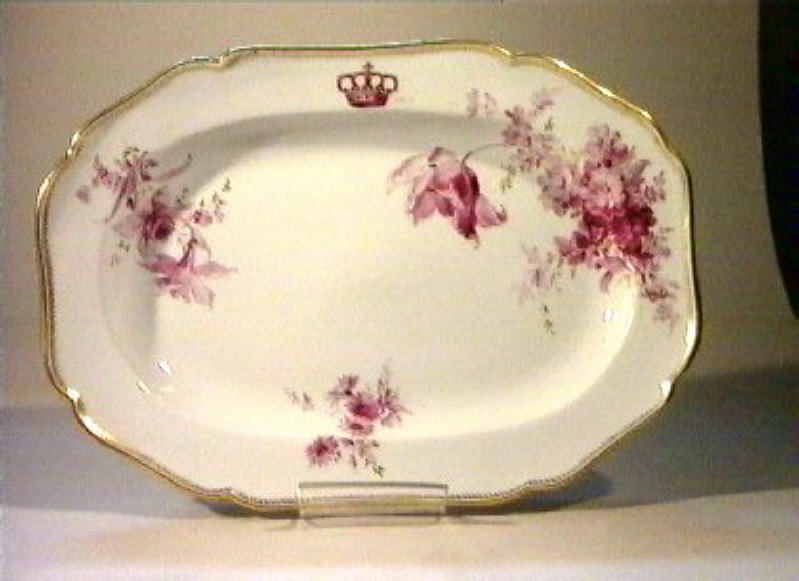 motivi decorativi floreali (piatto da portata) - manifattura di Meissen (sec. XIX)