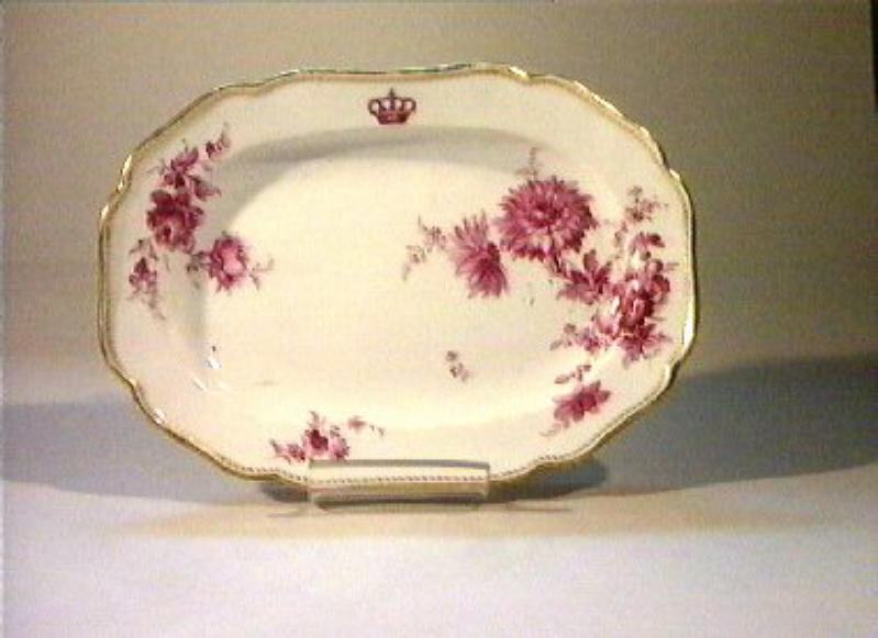 motivi decorativi floreali (piatto da portata) - manifattura di Meissen (sec. XIX)