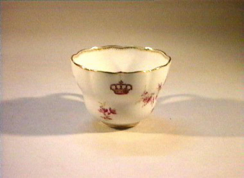 motivi decorativi floreali (tazza) - manifattura di Meissen (sec. XIX)