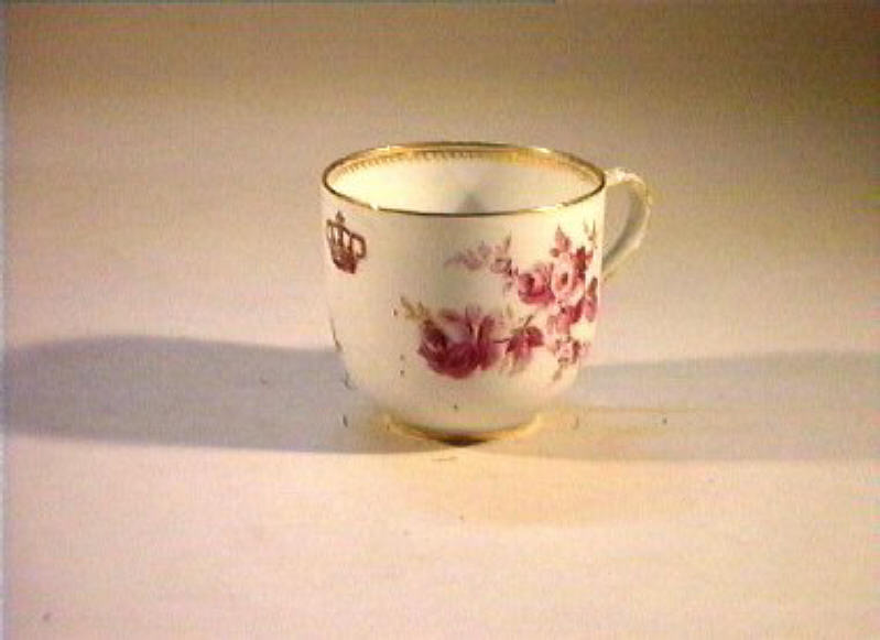 motivi decorativi floreali (tazzina) - manifattura di Meissen (sec. XIX)