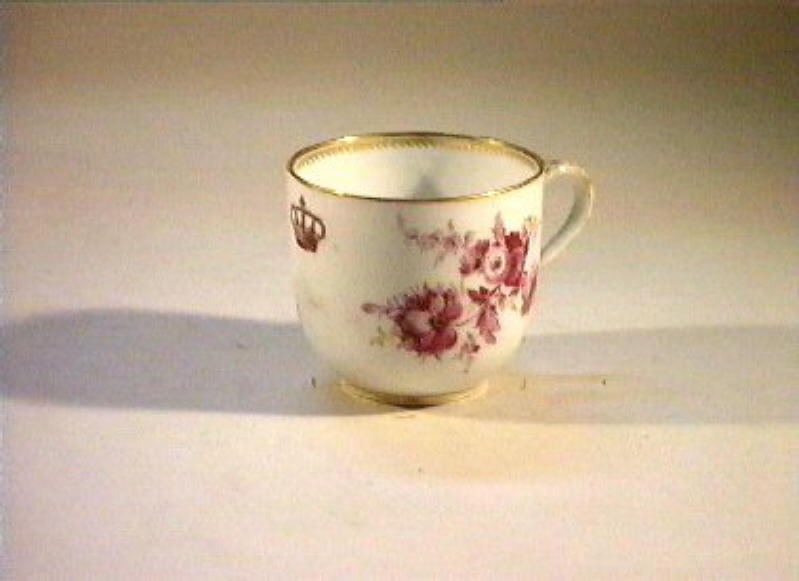 motivi decorativi floreali (tazzina) - manifattura di Meissen (sec. XIX)