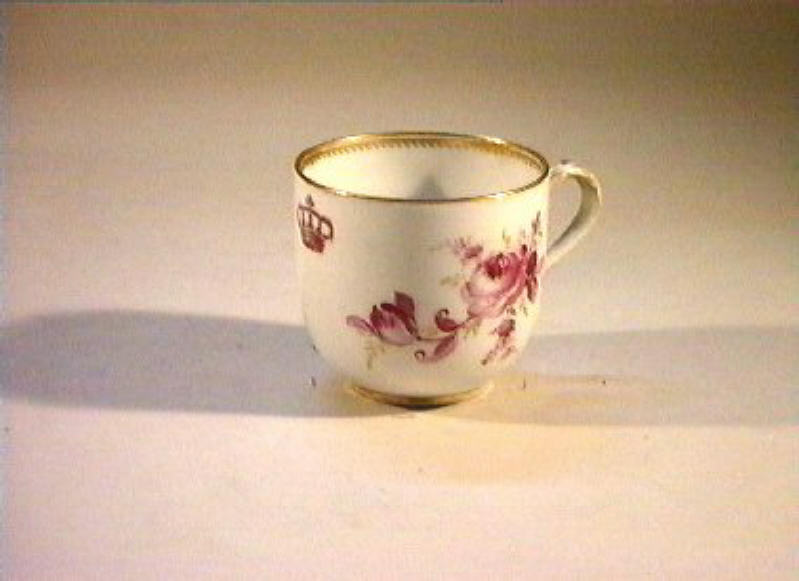 motivi decorativi floreali (tazzina) - manifattura di Meissen (sec. XIX)