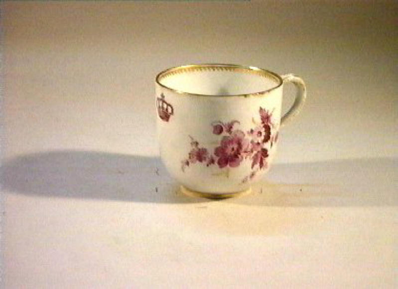 motivi decorativi floreali (tazzina) - manifattura di Meissen (sec. XIX)