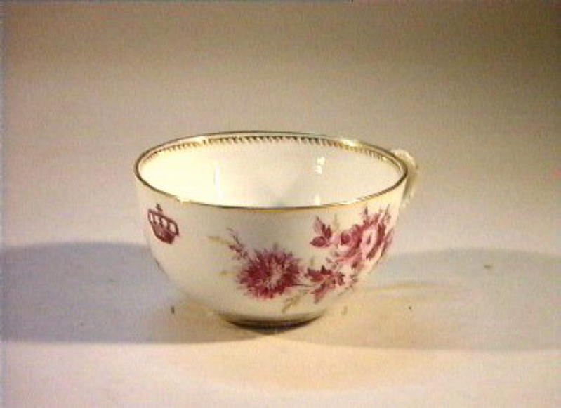 motivi decorativi floreali (tazza) - manifattura di Meissen (sec. XIX)