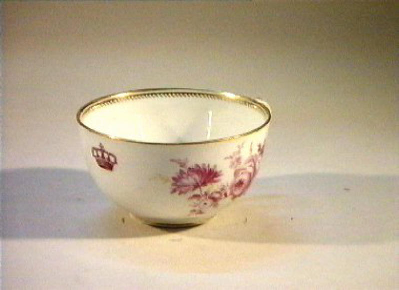 motivi decorativi floreali (tazza) - manifattura di Meissen (sec. XIX)