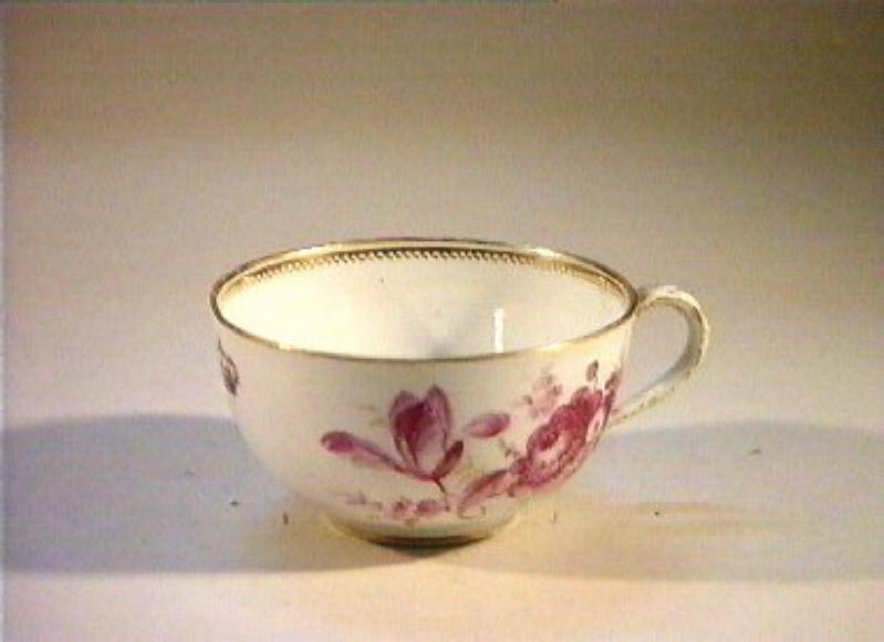 motivi decorativi floreali (tazza) - manifattura di Meissen (sec. XIX)