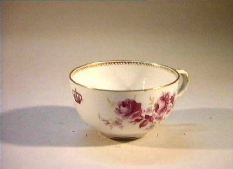 motivi decorativi floreali (tazza) - manifattura di Meissen (sec. XIX)