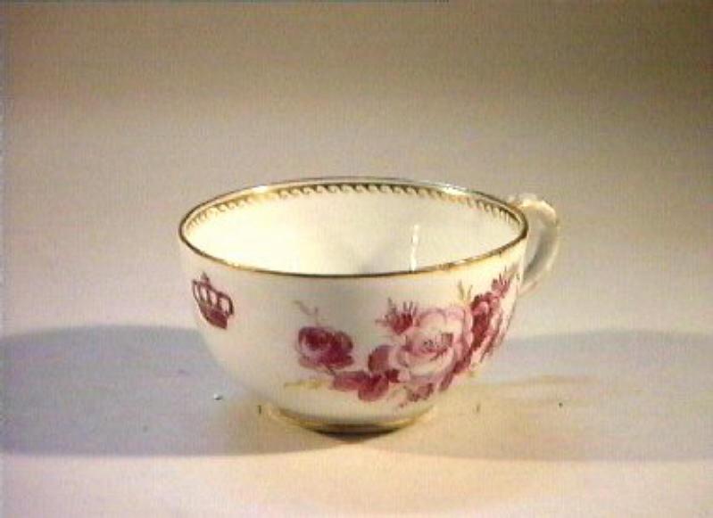 motivi decorativi floreali (tazza) - manifattura di Meissen (sec. XIX)