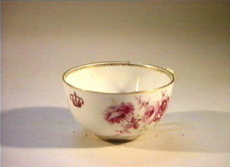 motivi decorativi floreali (tazza) - manifattura di Meissen (sec. XIX)