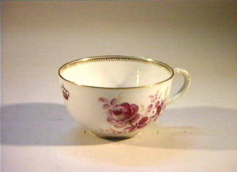 motivi decorativi floreali (tazza) - manifattura di Meissen (sec. XIX)