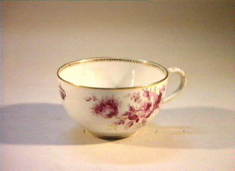 motivi decorativi floreali (tazza) - manifattura di Meissen (sec. XIX)
