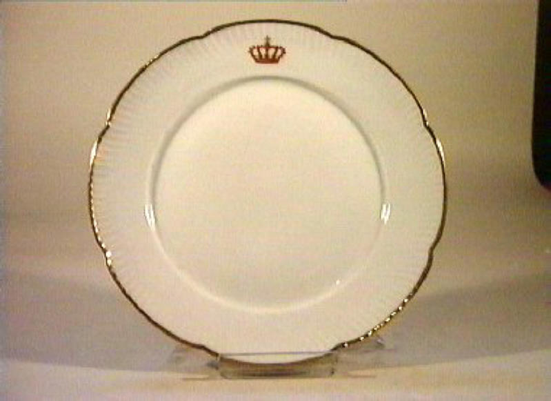 corona Savoia (piatto) - manifattura Richard-Ginori (sec. XIX)