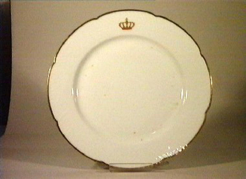 corona Savoia (piatto da portata) - manifattura Richard-Ginori (sec. XIX)