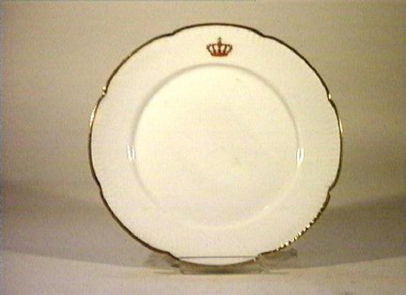 corona Savoia (piatto) - manifattura Richard-Ginori (sec. XIX)