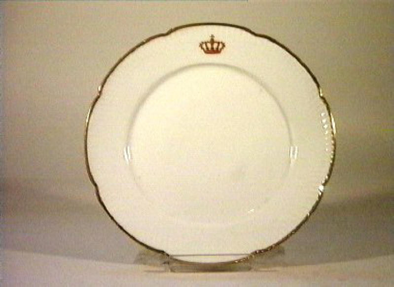 corona Savoia (piatto) - manifattura Richard-Ginori (sec. XIX)
