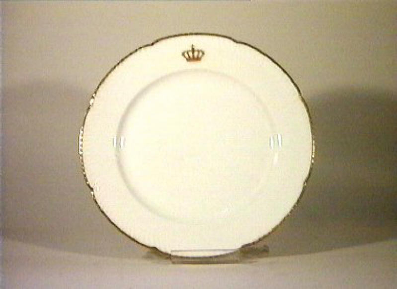 corona Savoia (piatto da portata) - manifattura Richard-Ginori (sec. XIX)
