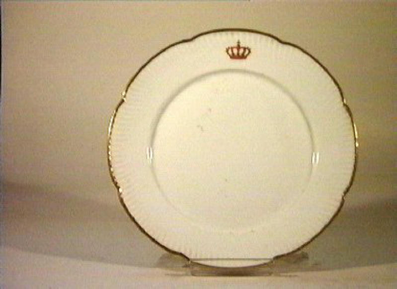 corona Savoia (piatto) - manifattura Richard-Ginori (sec. XIX)
