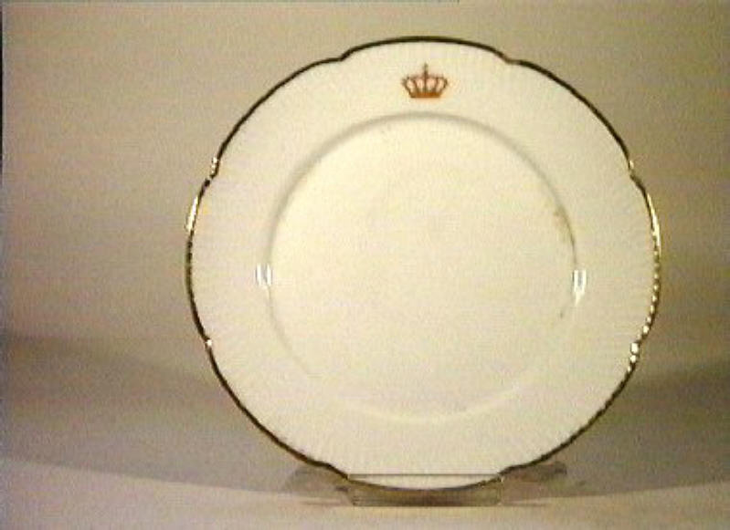 corona Savoia (piatto) - manifattura Richard-Ginori (sec. XIX)