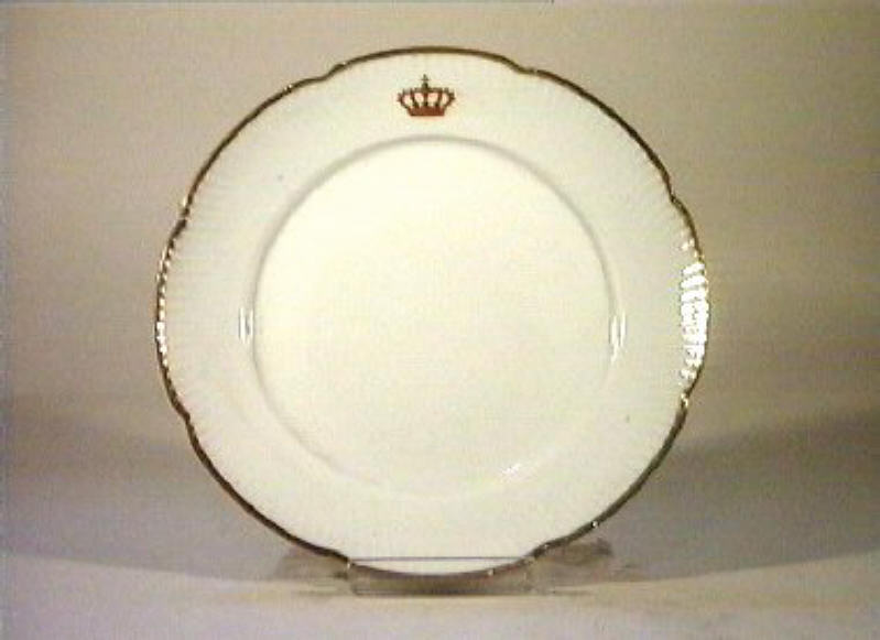 corona Savoia (piatto) - manifattura Richard-Ginori (sec. XIX)