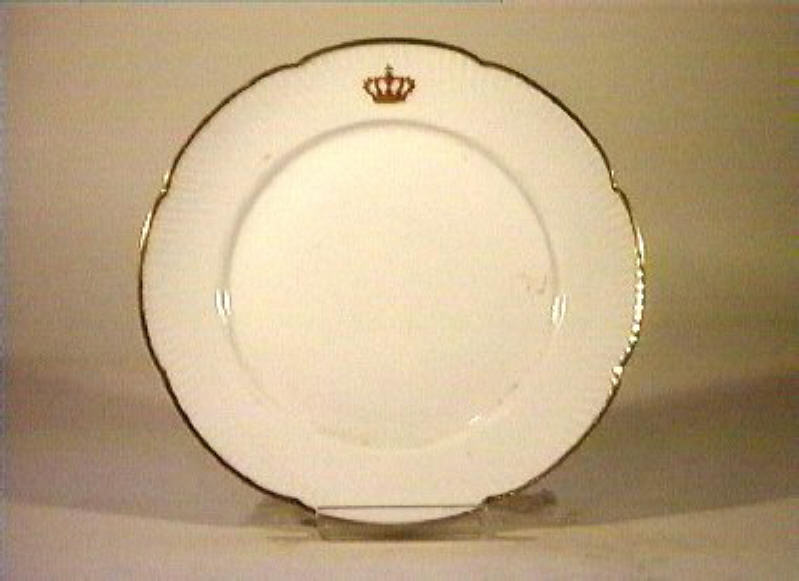 corona Savoia (piatto) - manifattura Richard-Ginori (sec. XIX)
