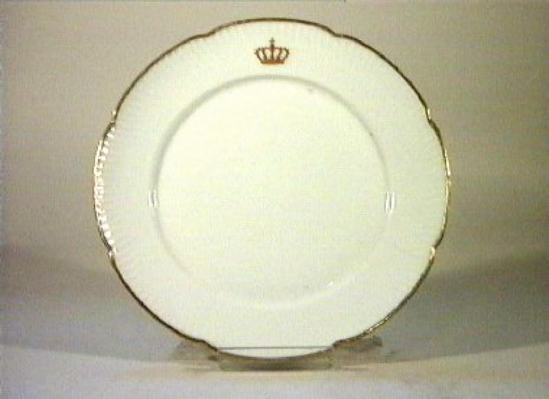 corona Savoia (piatto) - manifattura Richard-Ginori (sec. XIX)