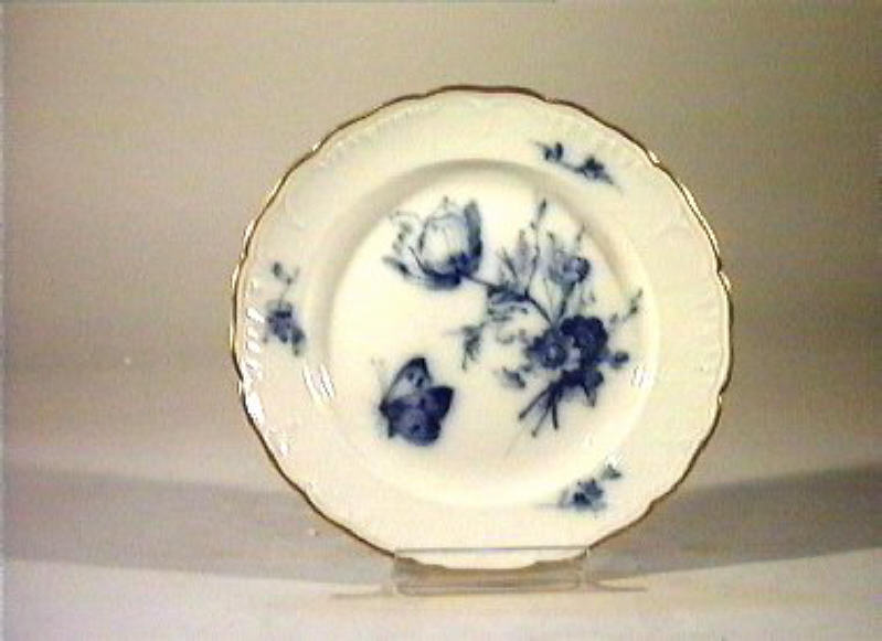 motivi decorativi vegetali e animali (piatto) - manifattura reale di Prussia (sec. XIX)