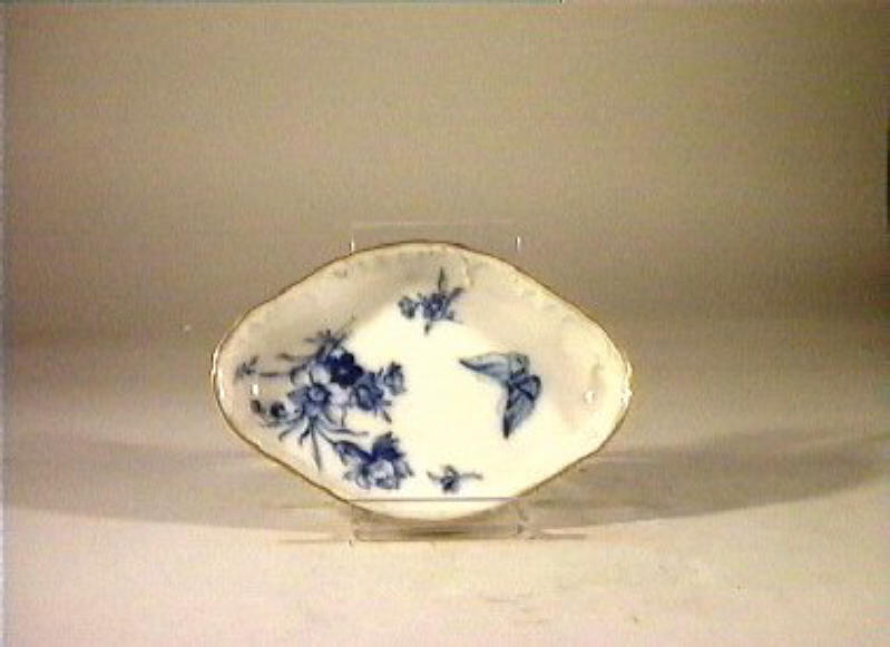 motivi decorativi vegetali e animali (piattino) - manifattura reale di Prussia (sec. XIX)