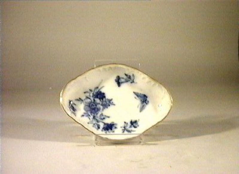 motivi decorativi vegetali e animali (piattino) - manifattura reale di Prussia (sec. XIX)