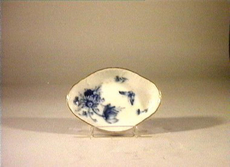 motivi decorativi vegetali e animali (piattino) - manifattura reale di Prussia (sec. XIX)