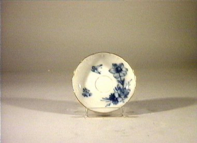 motivi decorativi vegetali e animali (piattino) - manifattura reale di Prussia (sec. XIX)