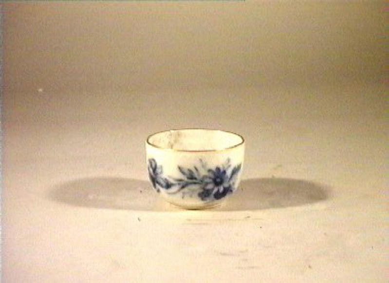 motivi decorativi vegetali e animali (scodella) - manifattura reale di Prussia (sec. XIX)