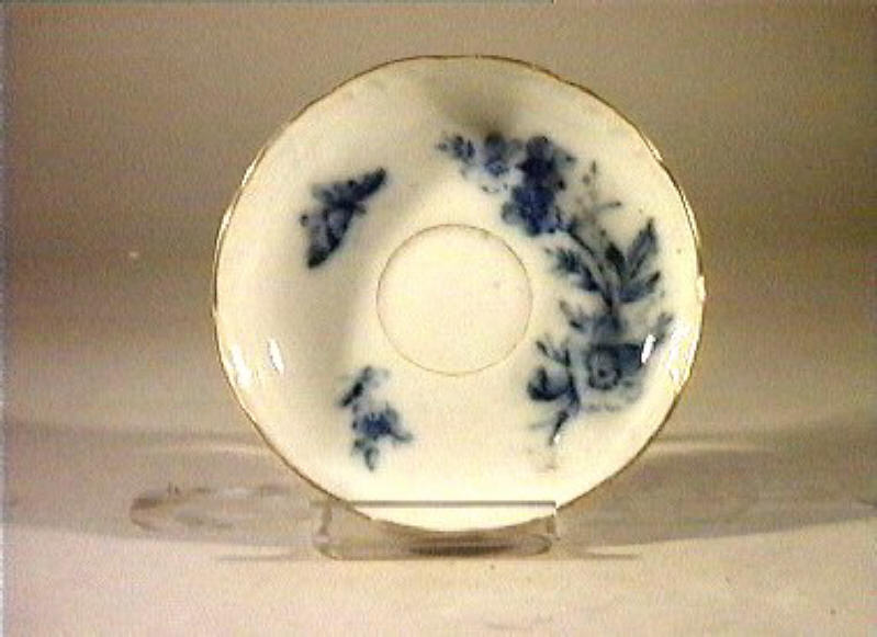 motivi decorativi vegetali e animali (piattino) - manifattura reale di Prussia (sec. XIX)